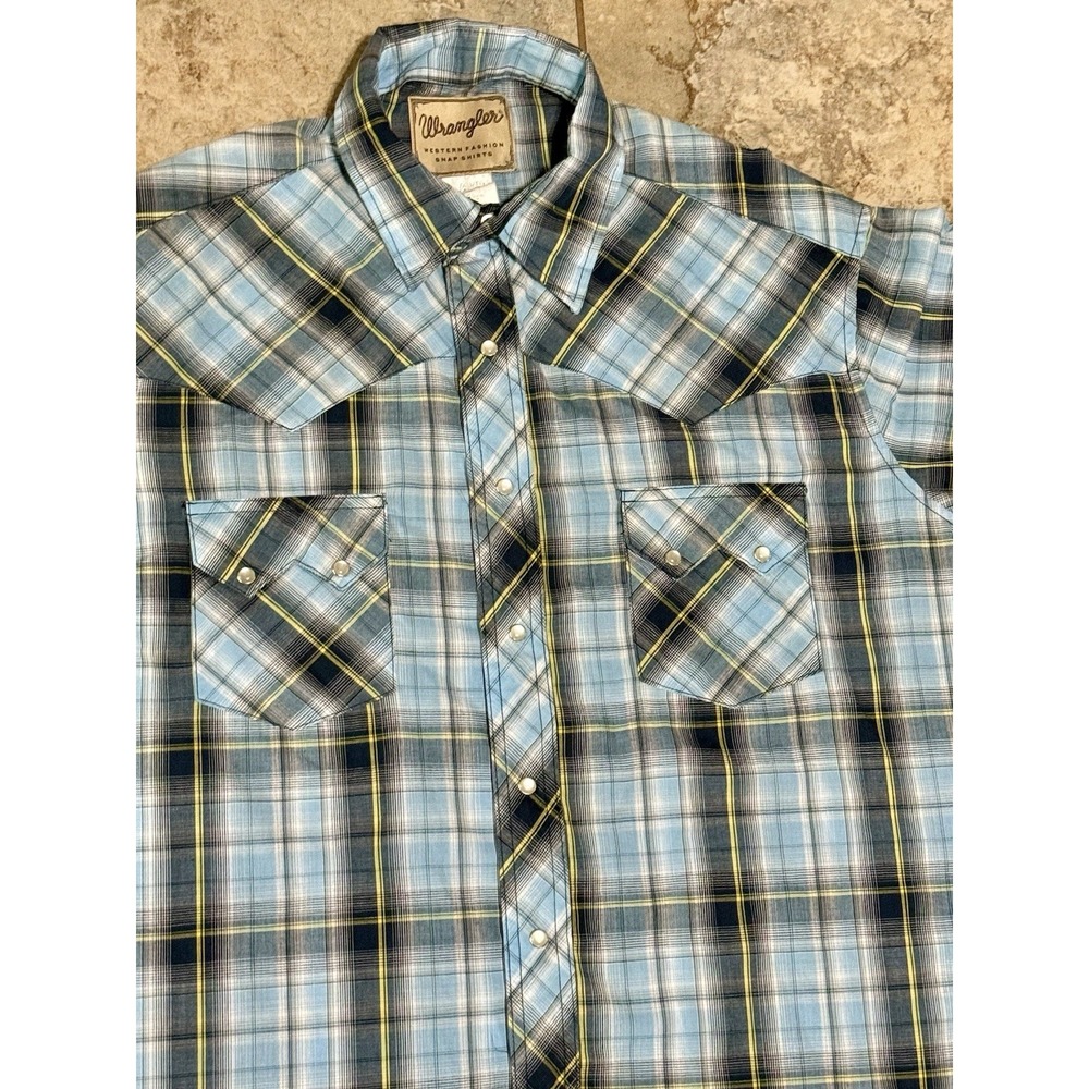 Vintage Wrangler Pearl Snap Short Sleeve Size‎ XL Sawtooth Pocket Blue Plaid